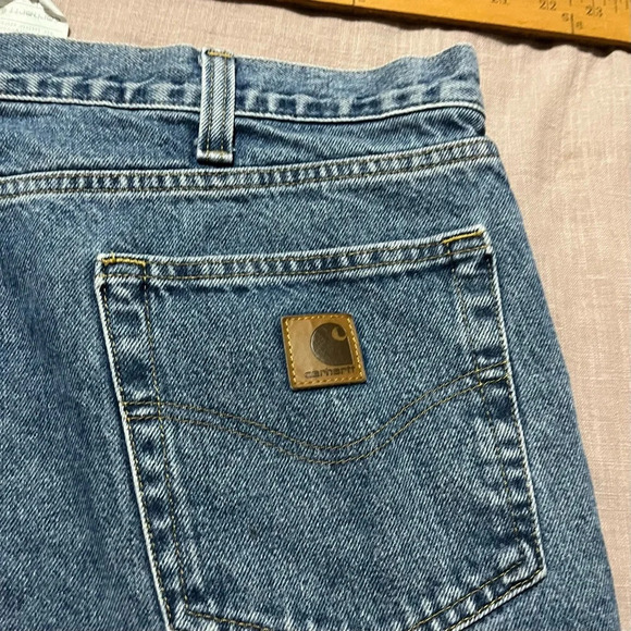 Carhartt Relaxed fit straight leg jeans 42x32 excellent condition fit and wash - Picture 6 of 8